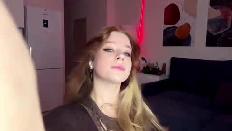 Janni online show from December 19, 8:16 pm