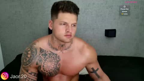 Jaor Owens online show from May 7, 11:43 pm