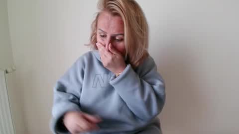 jaqueline88 online show from March 18, 2:31 pm