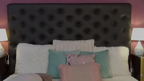 jaquelinemerlot online show from March 24, 7:57 am