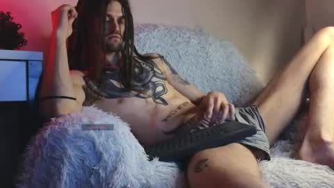 Snapshot of jaredhighborne chatting on March 19, 9:19 pm K online show from March 19, 9:19 pm