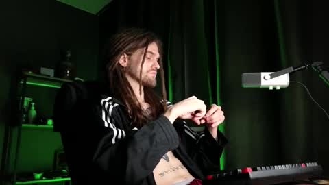 Snapshot of jaredhighborne chatting on March 21, 9:18 pm K online show from March 21, 9:18 pm