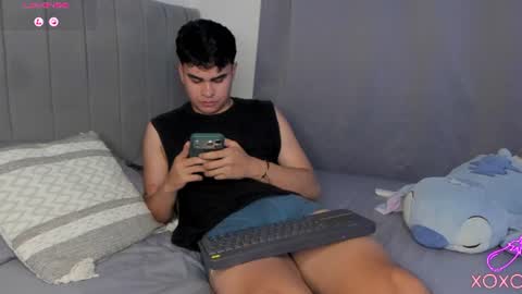 JARETHH online show from July 2, 1:49 am