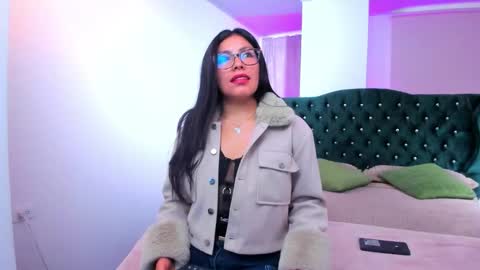 jasmin40 online show from September 11, 1:22 pm