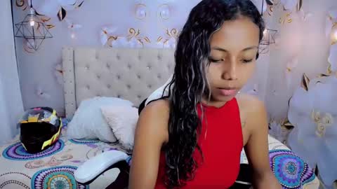 Snapshot of jasmin_brunette_ chatting on December 19, 11:50 am Jasmin online show from December 19, 11:50 am