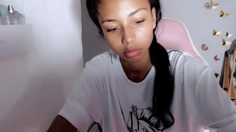 Snapshot of jasmin_brunette_ chatting on September 29, 12:21 pm Jasmin online show from September 29, 12:21 pm