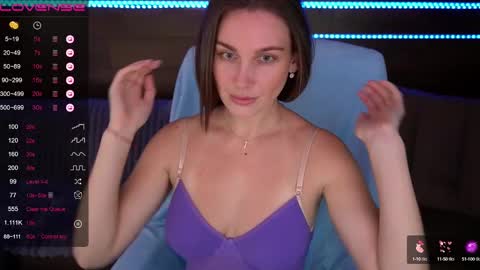 Snapshot of jasmin_james_ chatting on December 2, 4:53 pm Jasmin online show from December 2, 4:53 pm
