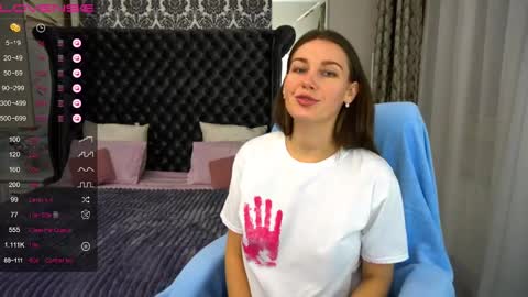 Snapshot of jasmin_james_ chatting on December 6, 2:17 pm Jasmin online show from December 6, 2:17 pm