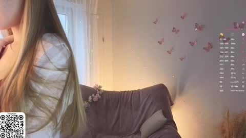 Chloe online show from March 21, 7:24 am