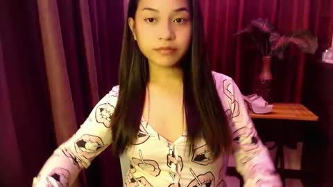 JASMINE online show from May 10, 11:59 am