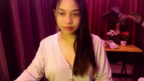 JASMINE online show from May 12, 1:19 pm