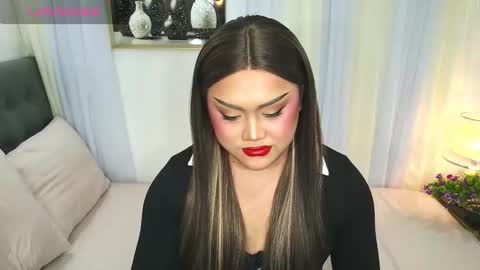 Snapshot of jasmine_brandy chatting on December 17, 11:00 pm Jasmine Brandy online show from December 17, 11:00 pm