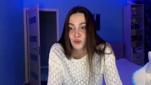 Snapshot of jasmine_doll_ chatting on December 16, 1:42 am Jasmine online show from December 16, 1:42 am