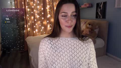 Snapshot of jasmine_doll_ chatting on February 6, 9:28 pm Jasmine online show from February 6, 9:28 pm