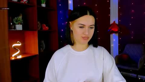 Snapshot of jasmine_eyes chatting on February 22, 7:34 pm jasmine_eyes online show from February 22, 7:34 pm