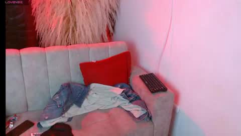 jasmine_star758958 online show from July 10, 2:30 pm