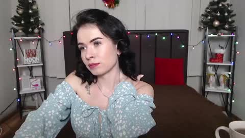 JasmineKouch online show from December 21, 9:25 pm