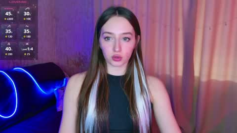 Snapshot of jasminelorens chatting on March 30, 9:54 am Jasmine online show from March 30, 9:54 am