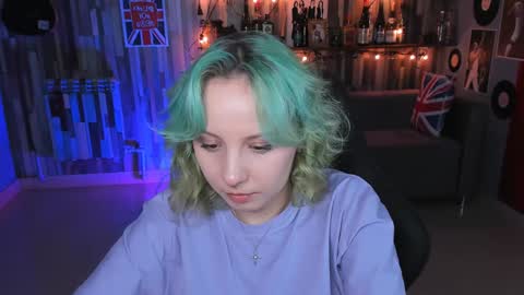 Jasmine online show from December 15, 11:23 am