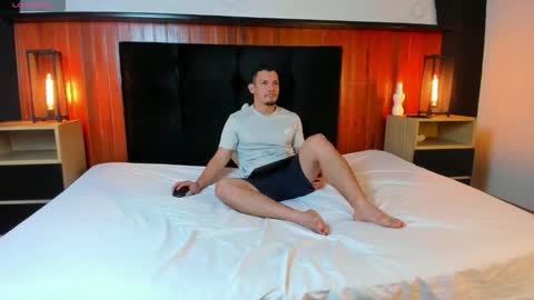 Jason and Diego online show from February 9, 3:10 am