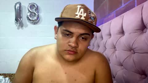 Snapshot of jason_boy_ chatting on December 12, 6:14 am jason_boy_ online show from December 12, 6:14 am