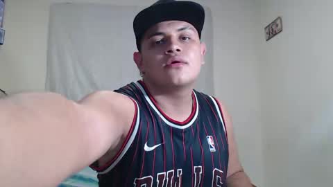jason_boy_ online show from May 4, 5:03 am
