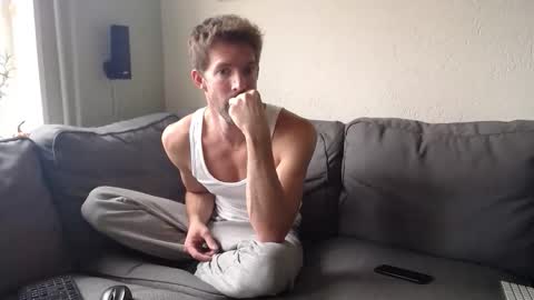 Snapshot of jasonberg29 chatting on September 27, 10:09 am Jason online show from September 27, 10:09 am