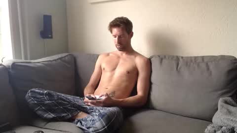 Snapshot of jasonberg29 chatting on October 27, 8:40 am Jason online show from October 27, 8:40 am