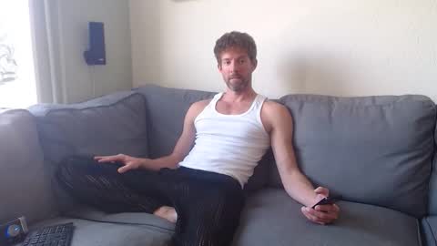 Snapshot of jasonberg29 chatting on May 23, 11:03 am Jason online show from May 23, 11:03 am