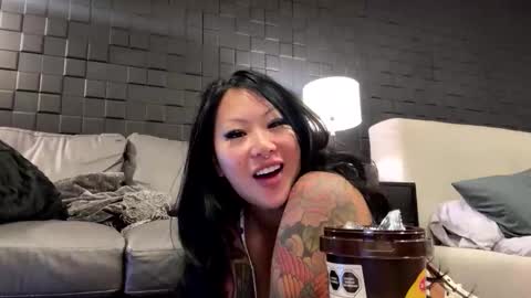 Jason Sweets online show from May 21, 5:14 am