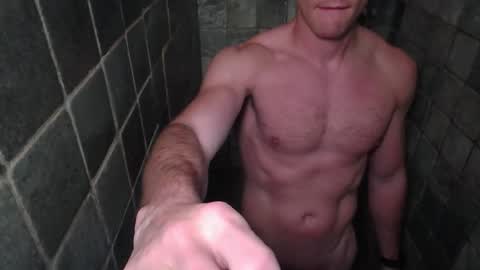 Snapshot of jasontyler20131 chatting on March 18, 12:25 am jasontyler20131 online show from March 18, 12:25 am