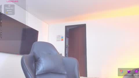 Snapshot of jasperbrooksx chatting on October 5, 3:10 pm JBrooksXx online show from October 5, 3:10 pm