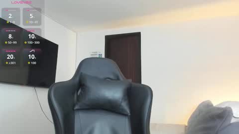 Snapshot of jasperbrooksx chatting on October 9, 7:23 pm JBrooksXx online show from October 9, 7:23 pm