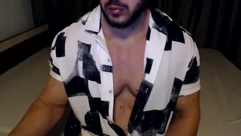 Snapshot of jasphermscl chatting on April 10, 12:16 am JaspherMscl online show from April 10, 12:16 am