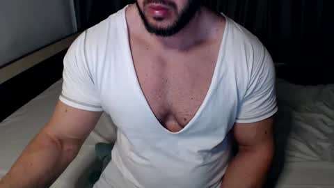 Snapshot of jasphermscl chatting on April 17, 2:03 am JaspherMscl online show from April 17, 2:03 am