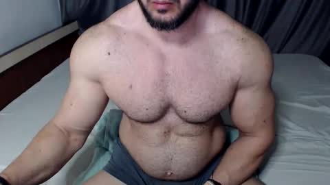 Snapshot of jasphermscl chatting on April 20, 11:50 pm JaspherMscl online show from April 20, 11:50 pm