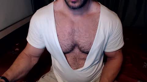 Snapshot of jasphermscl chatting on May 8, 11:54 pm JaspherMscl online show from May 8, 11:54 pm
