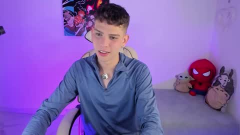 Snapshot of jasson___ chatting on February 24, 7:12 pm jasson___ online show from February 24, 7:12 pm