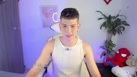 Snapshot of jasson___ chatting on March 9, 6:12 pm jasson___ online show from March 9, 6:12 pm