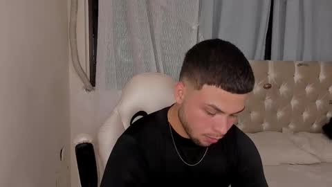 Snapshot of jasson_brown1 chatting on October 19, 3:51 am JASSON BROWN online show from October 19, 3:51 am