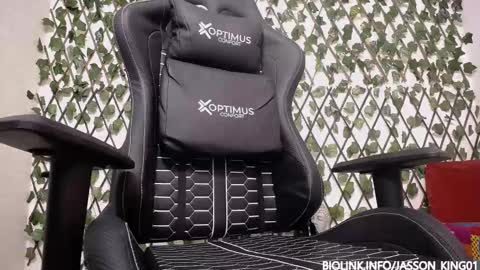 Snapshot of jasson_king01 chatting on October 15, 10:15 am JKing  online show from October 15, 10:15 am