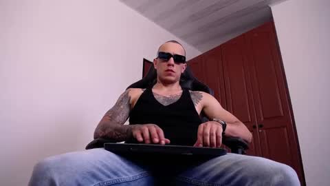 JKing  online show from May 2, 5:07 pm