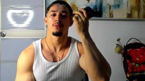 Snapshot of jasson_rodriguez69 chatting on January 5, 3:32 am Lil Dark online show from January 5, 3:32 am