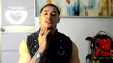 Snapshot of jasson_rodriguez69 chatting on January 28, 2:43 am Lil Dark online show from January 28, 2:43 am