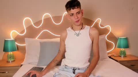 J A S S O N  online show from October 2, 3:19 pm