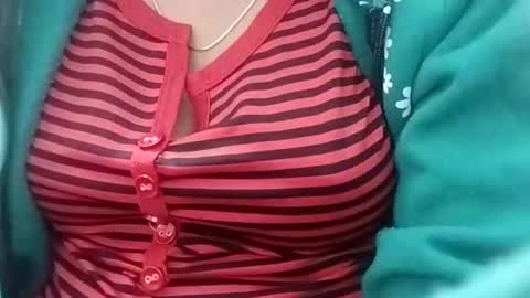 Snapshot of jasspreettt chatting on November 19, 3:06 am jasspreettt online show from November 19, 3:06 am