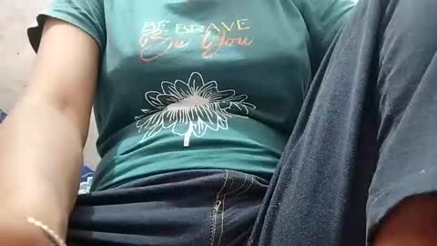 Snapshot of jasspreettt chatting on March 26, 2:39 am jasspreettt online show from March 26, 2:39 am