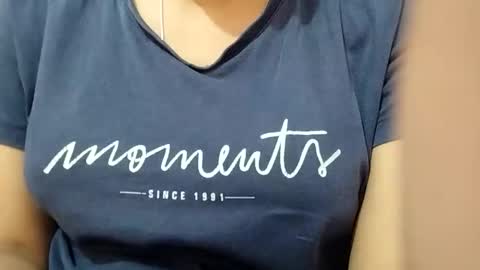 Snapshot of jasspreettt chatting on March 28, 3:28 am jasspreettt online show from March 28, 3:28 am