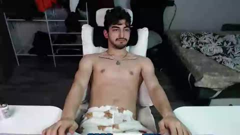 Jastin online show from February 18, 9:09 pm