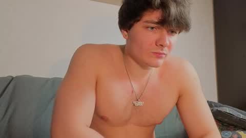 Snapshot of jastinpet chatting on December 14, 12:05 am jastinpet online show from December 14, 12:05 am